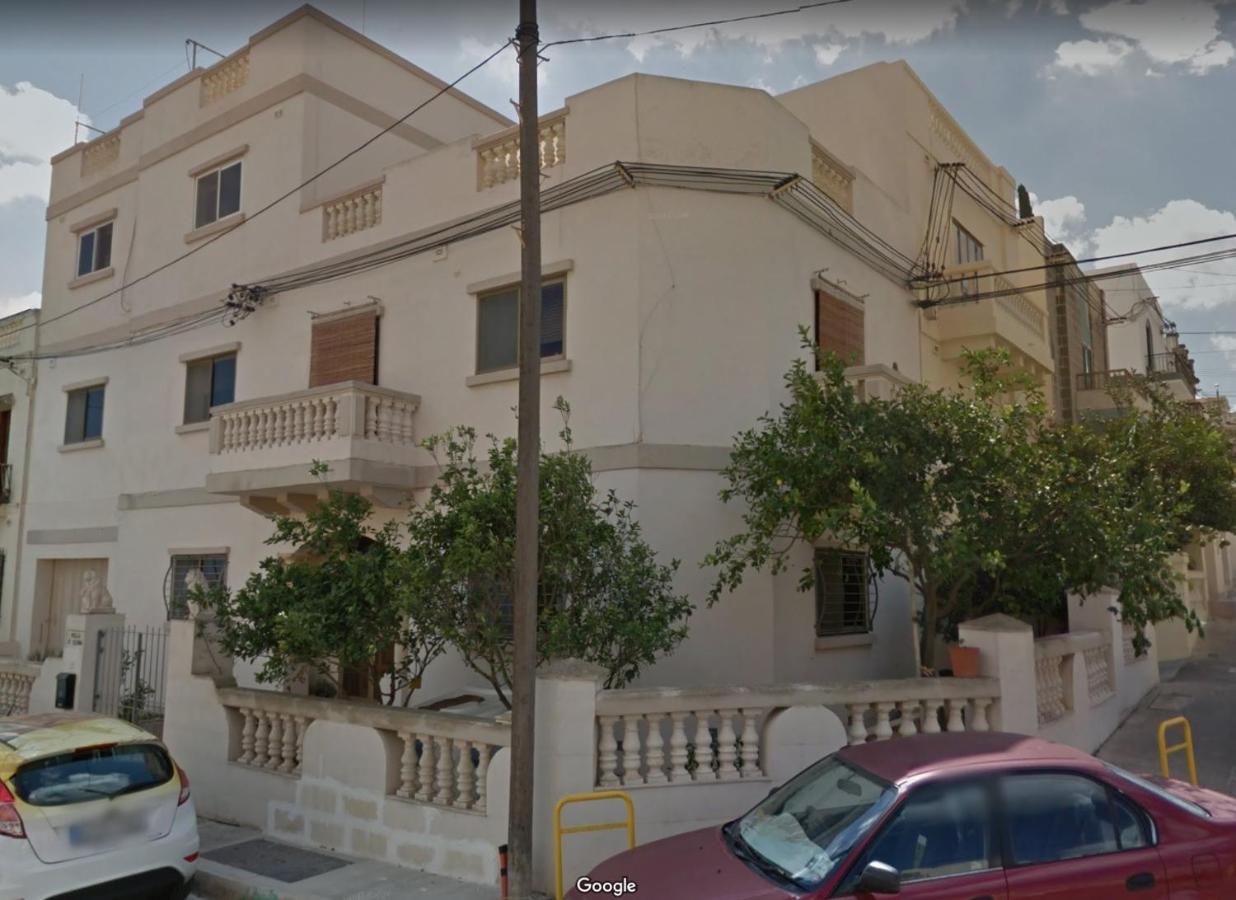 Corner Townhouse 1km From Accommodatie bij particulieren Msida